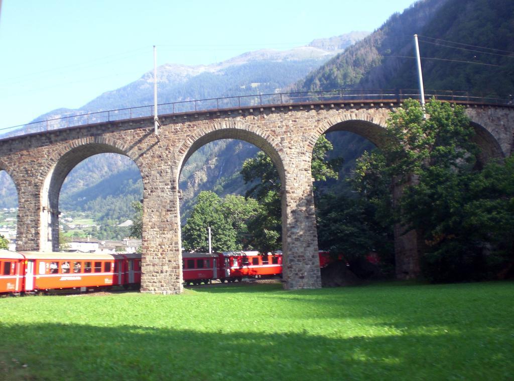 La Madonnina Lejlighed Villa di Tirano Værelse billede
