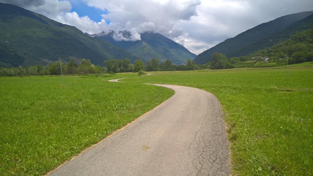 La Madonnina Lejlighed Villa di Tirano Eksteriør billede